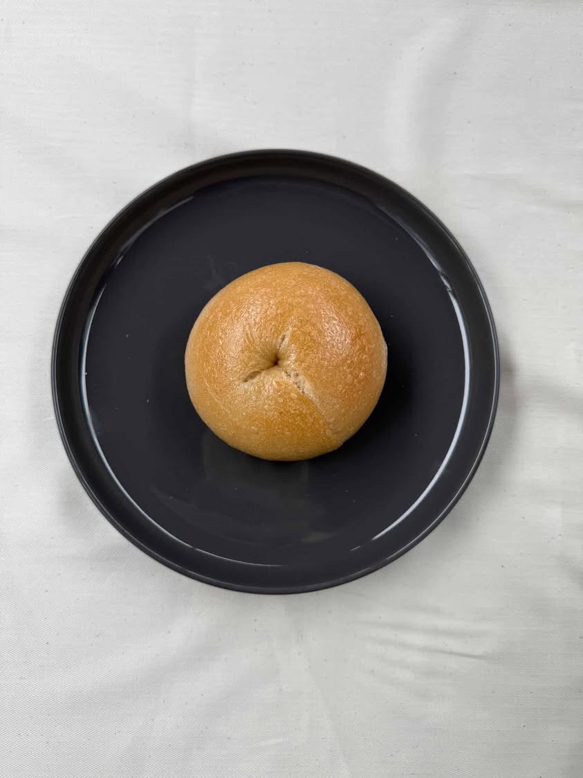 黒糖プレーンベーグル - mocchi bagel